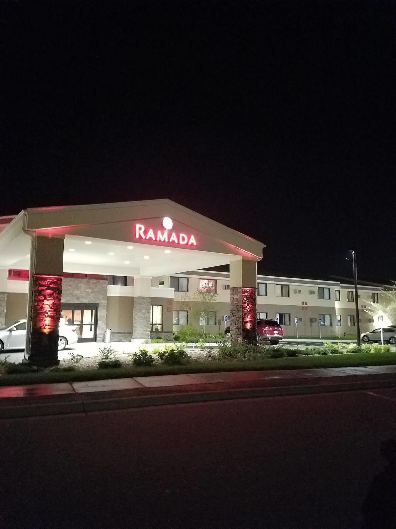 Ramada By Wyndham Minneapolis Golden Valley Ngoại thất bức ảnh